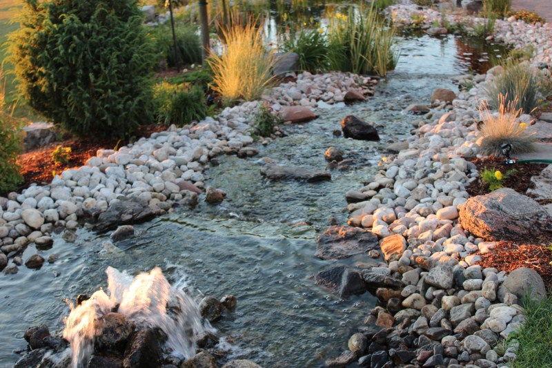 pond stream bubbler